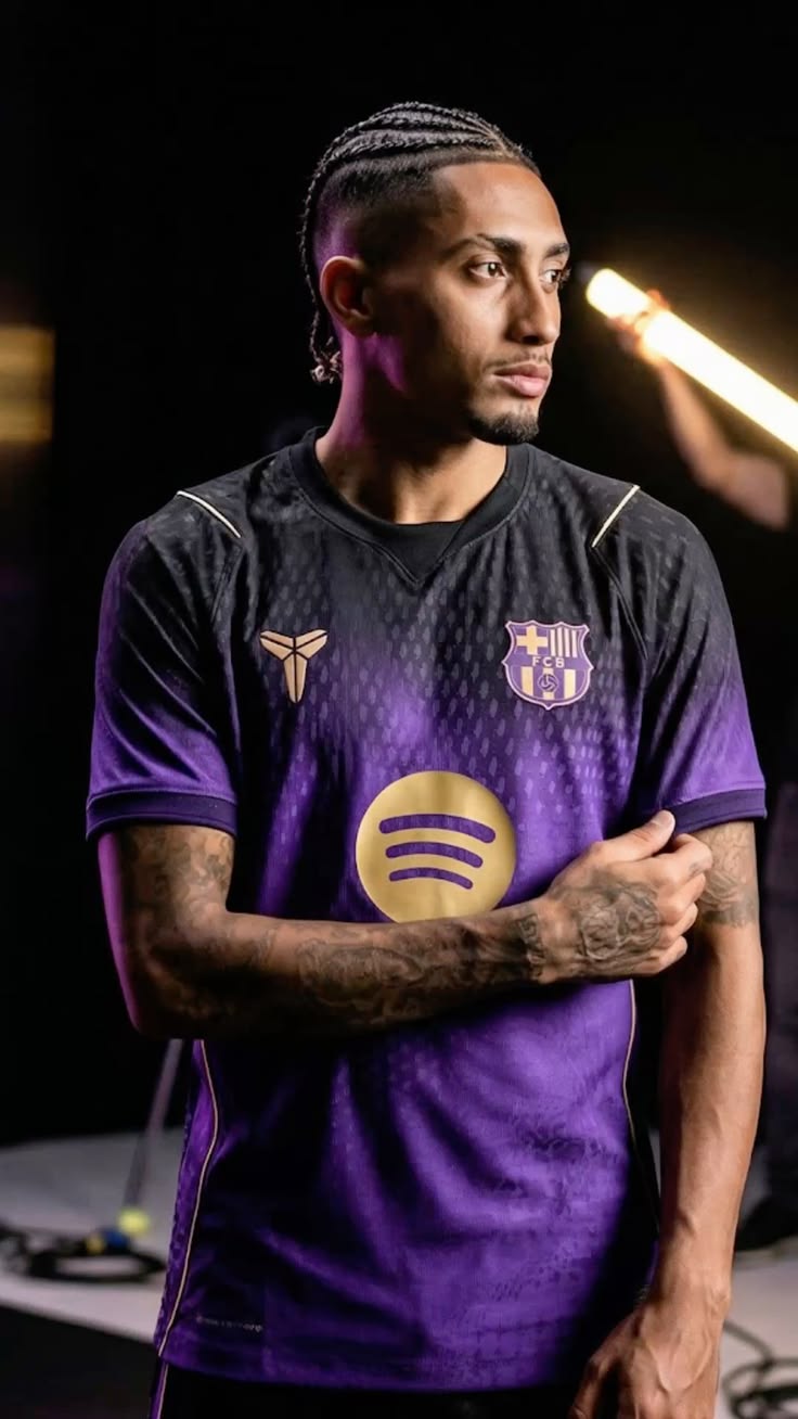 Barcelona Away 26/27 - 1